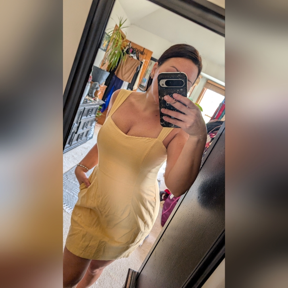 Abercrombie & Fitch Mustard Midi Dress